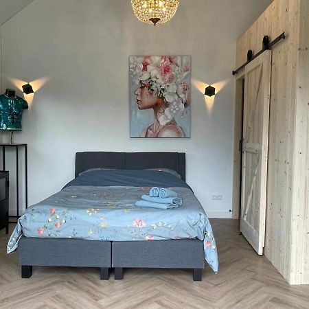 Flora'S B&B Landsmeer Экстерьер фото