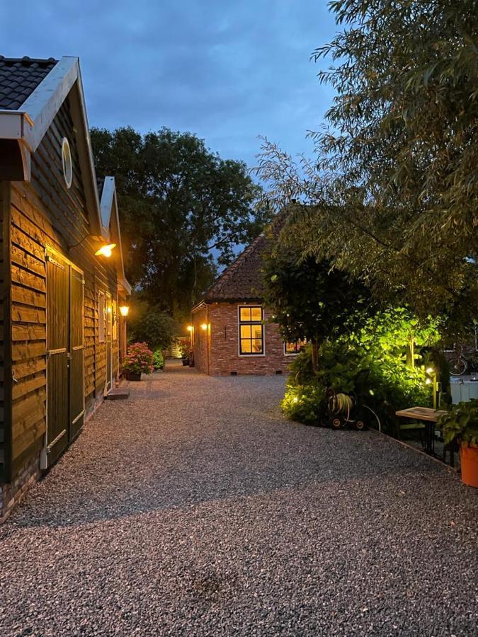 Flora'S B&B Landsmeer Экстерьер фото