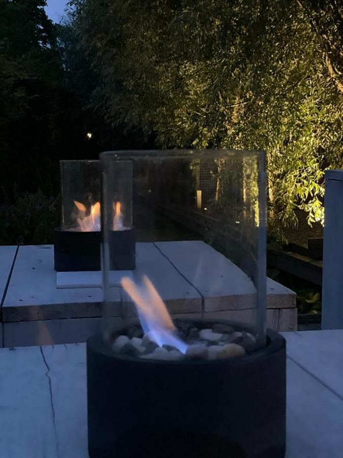 Flora'S B&B Landsmeer Экстерьер фото